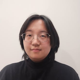 Xuan Huang headshot